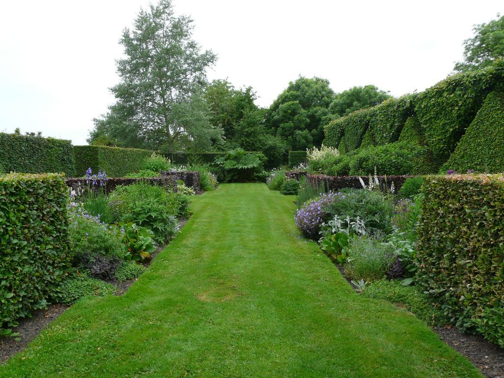 Landgoedlogies Pábema Bed and Breakfast Zuidhorn Eksteriør billede